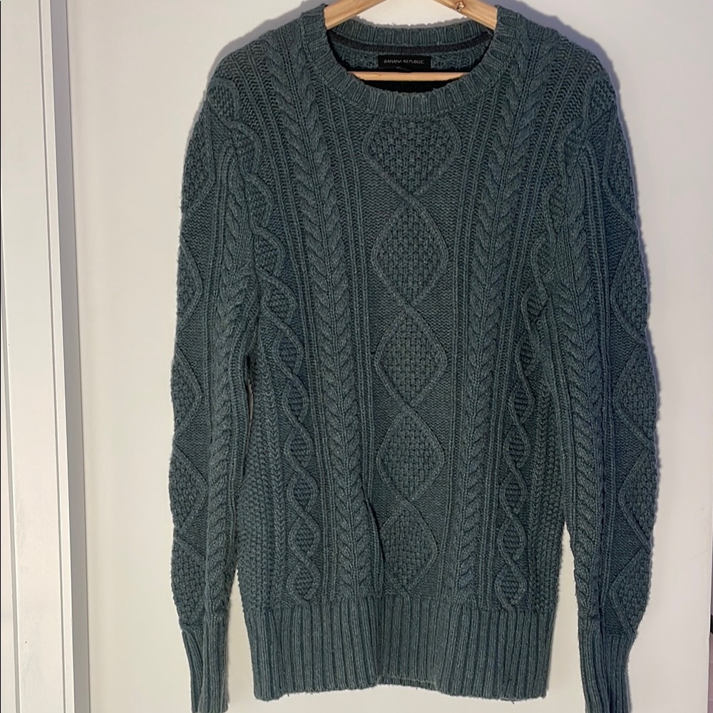 Men's Cable Knit Sweater - Green